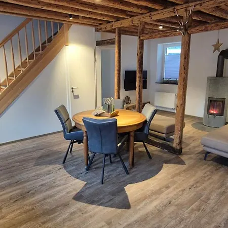 Kleines Jaegerhaus * שטולברג